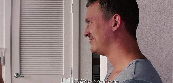  GayRoom - Hot New Stud Vincent James Fucks Tommy Regan